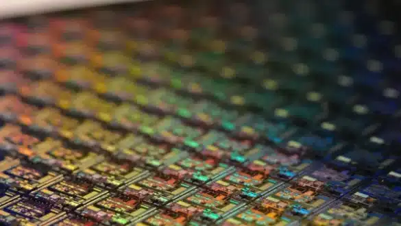 Des puces miniaturisées révolutionnent la communication sans fil et ouvrent la voie à de nouvelles technologies médicales
