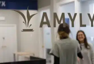 Amylyx retire Relyvrio du marché : un coup dur pour la communauté SLA