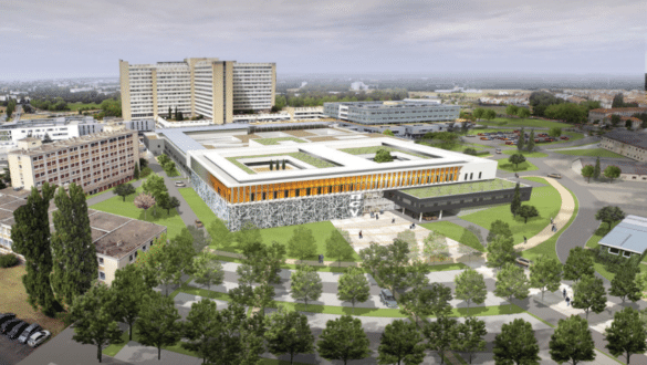 Vue aérienne du CHU de Poitiers avec son nouveau bâtiment hospitalier moderne dédié à l’innovation médicale